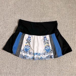 Lucky in Love Sequined Floral Black Blue White Tennis Golf Skort Skirt Small